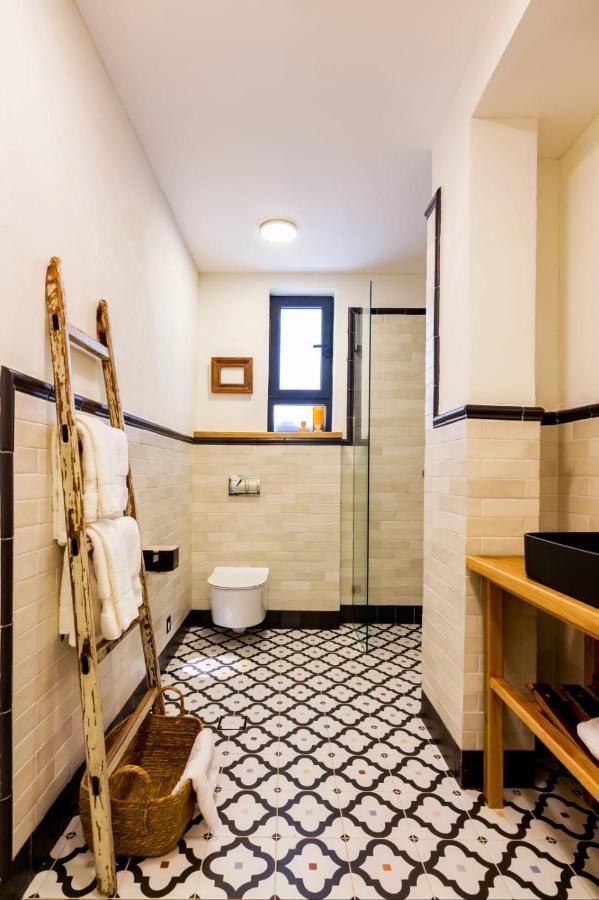 Jabotinsky 37 Bed and Breakfast Zikhron Ya‘akov Eksteriør billede